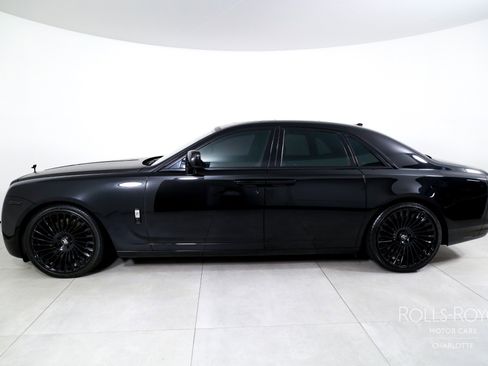 Used 2011 Rolls-Royce Ghost RWD image 3