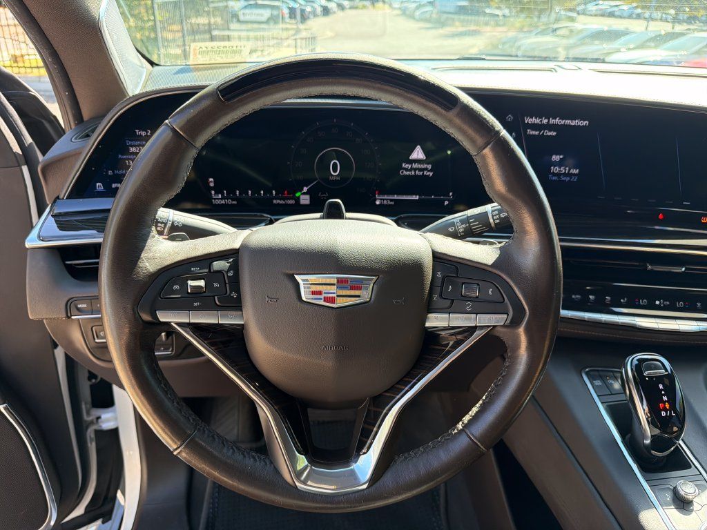 Used 2021 Cadillac Escalade ESV Premium Luxury w/ Driver Assist Tech Package RWD image 19