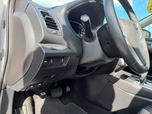 Used 2016 Nissan Altima 2.5 SV w/ Convenience Package FWD image 19