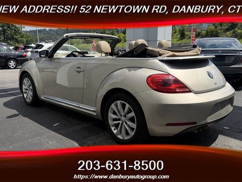 Used 2013 Volkswagen Beetle TDI FWD image 3