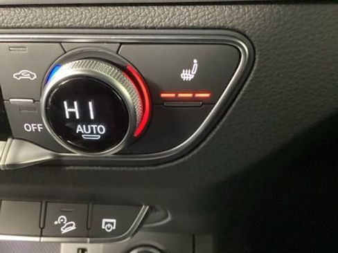 Certified 2025 Audi Q5 2.0T Premium w/ Convenience Plus Package image 26