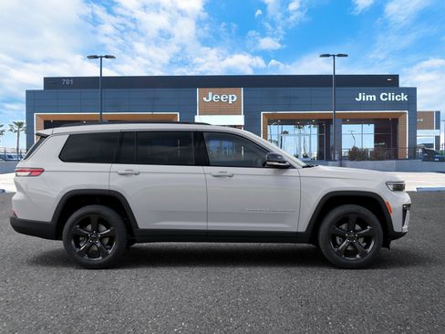 New 2026 Jeep Grand Cherokee L Limited image 21