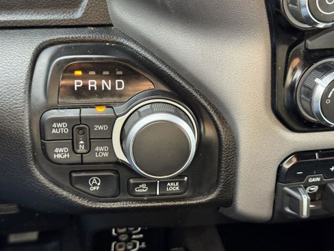 Certified 2025 RAM 1500 Big Horn AWD/4WD image 19
