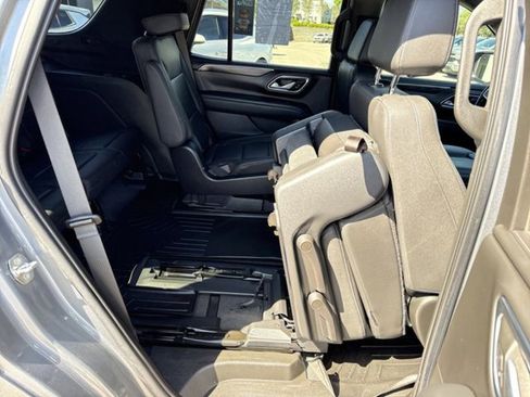 Used 2022 Chevrolet Tahoe LT w/ LT Signature Plus Package RWD image 27