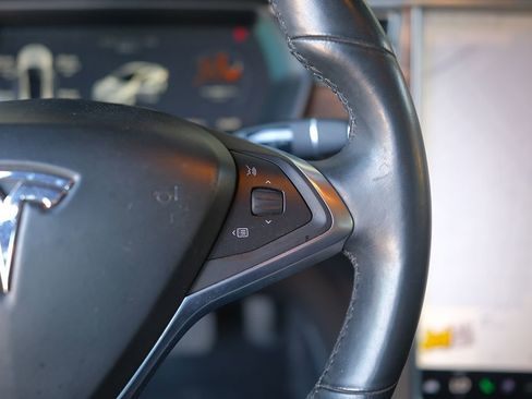 Used 2018 Tesla Model S 75D image 17