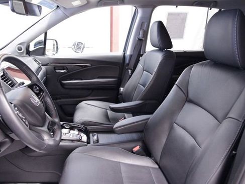 Certified 2022 Honda Pilot Touring image 15