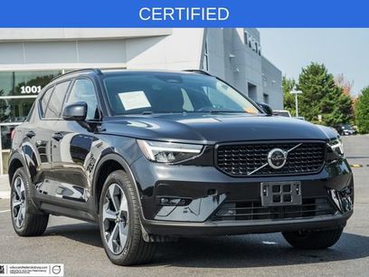 Certified 2023 Volvo XC40 B5 Plus w/ Protection Package Premier