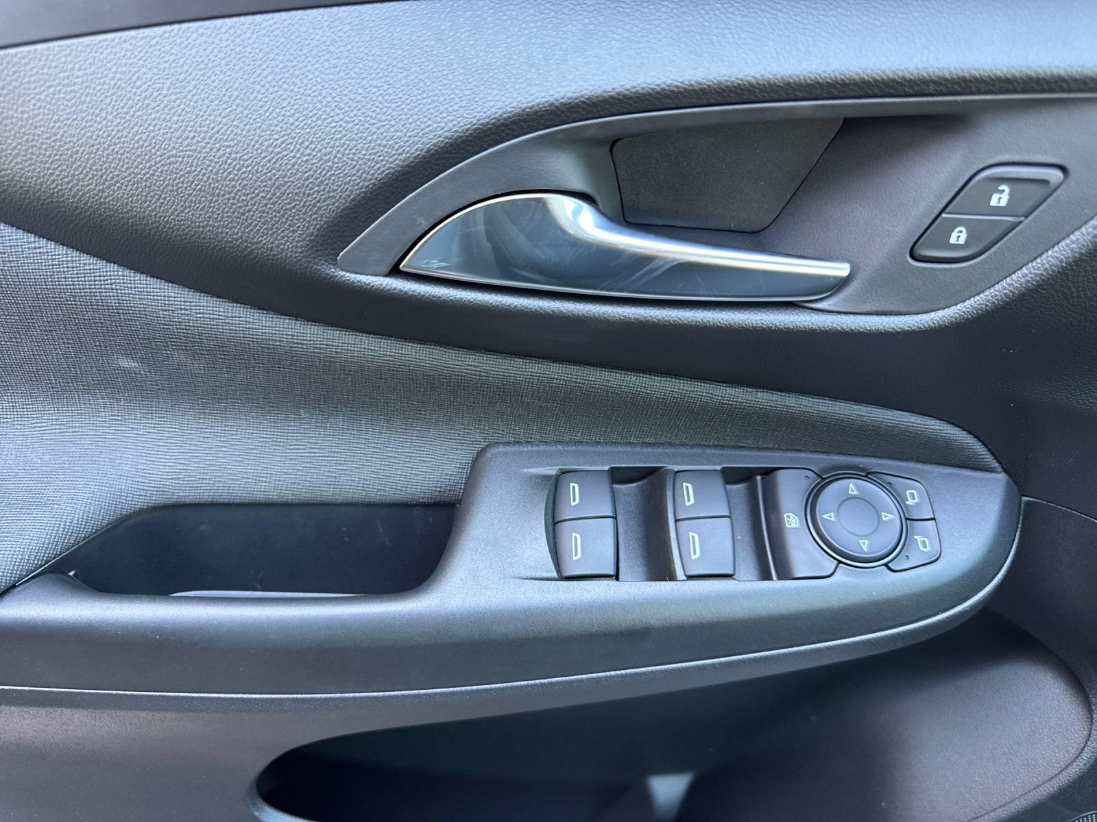 New 2026 Buick Envista Sport Touring w/ Convenience I Package FWD image 11