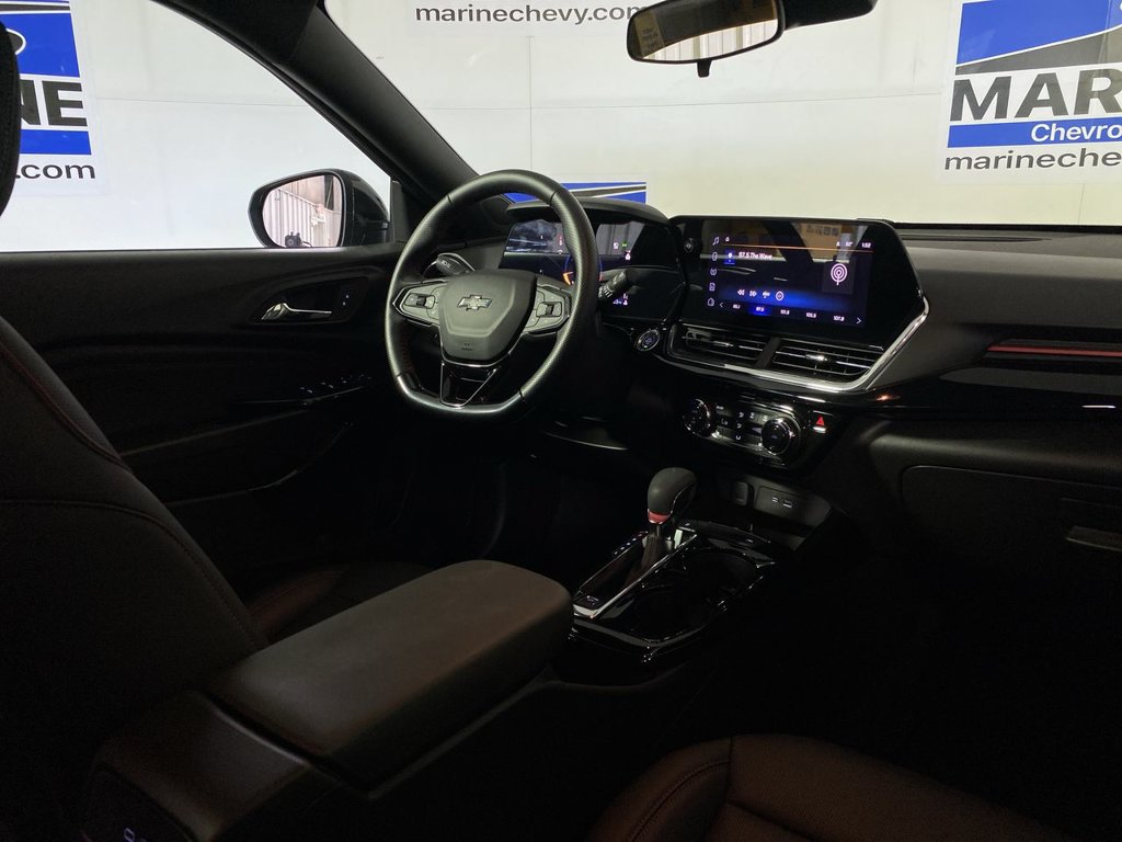 Used 2026 Chevrolet Trax RS w/ Driver Confidence Package FWD image 25