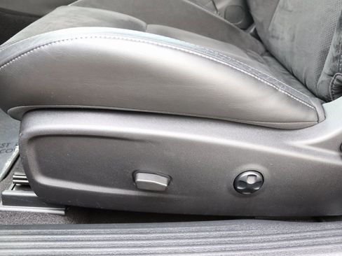 Used 2021 Dodge Challenger R/T Scat Pack w/ T/A Package image 24