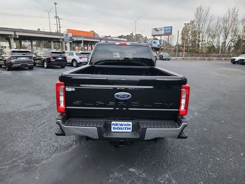 New 2026 Ford F250 XLT w/ FX4 Off-Road Package image 4