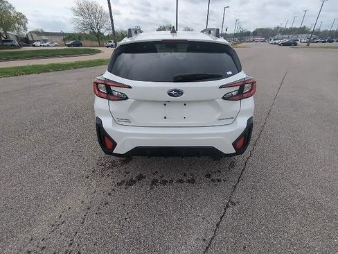 Used 2025 Subaru Crosstrek 2.0i Premium image 6