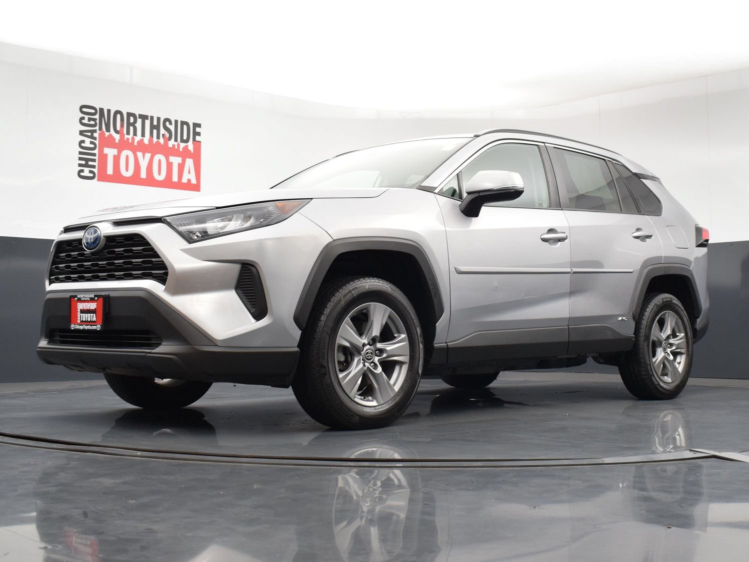 Used 2022 Toyota RAV4 LE AWD/4WD image 30
