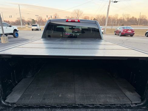 Used 2015 GMC Sierra 1500 SLE w/ SLE Value Package image 5