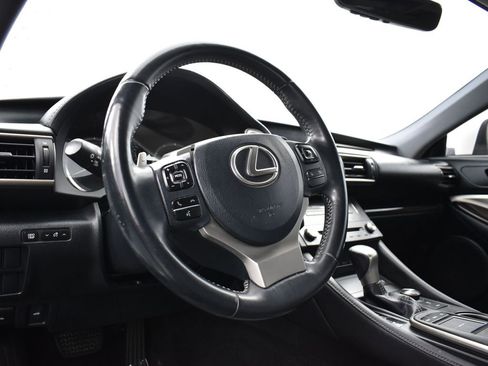 Used 2015 Lexus RC 350 w/ Navigation System Package image 19