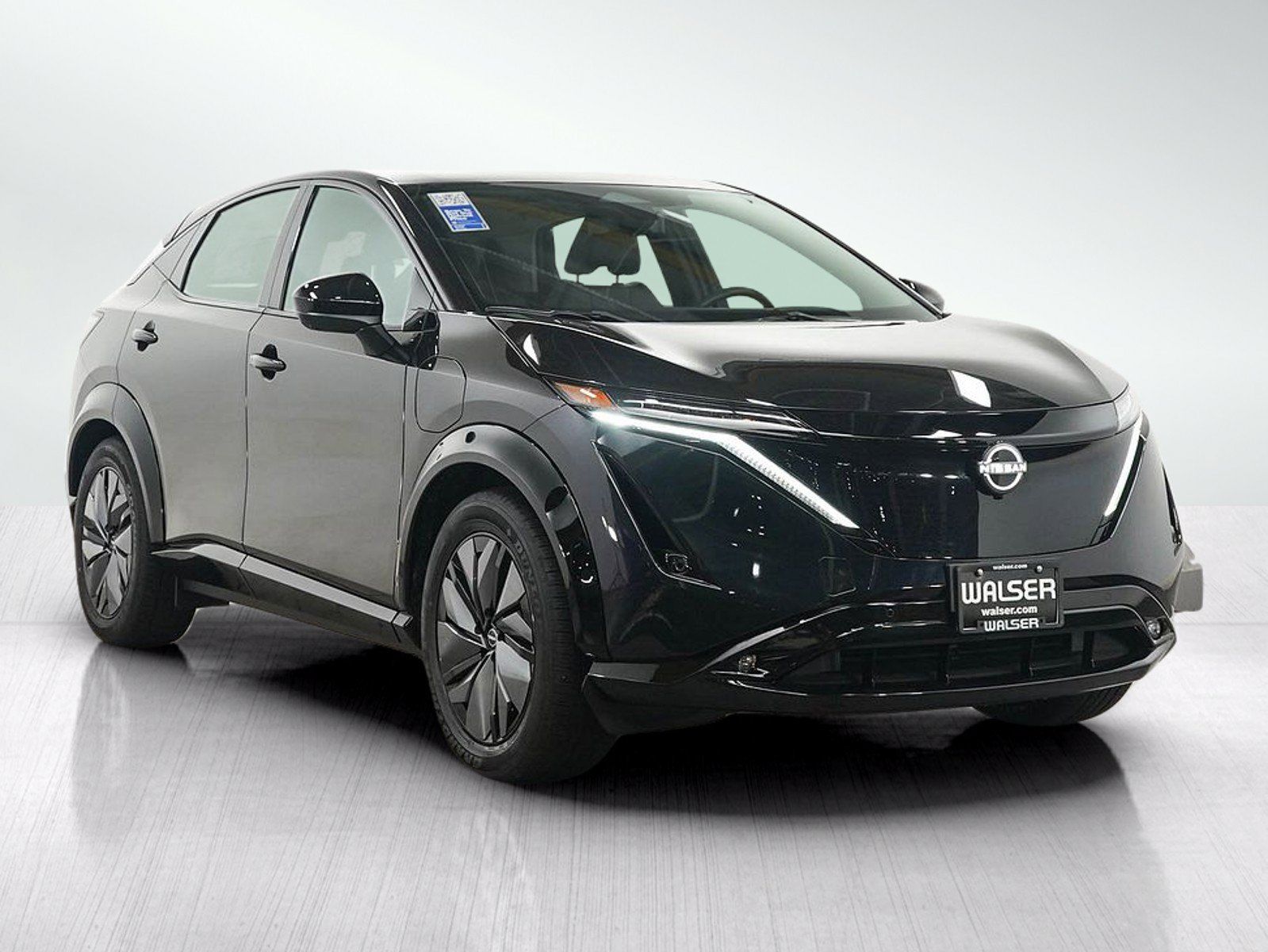 Used 2024 Nissan Ariya AWD image 7