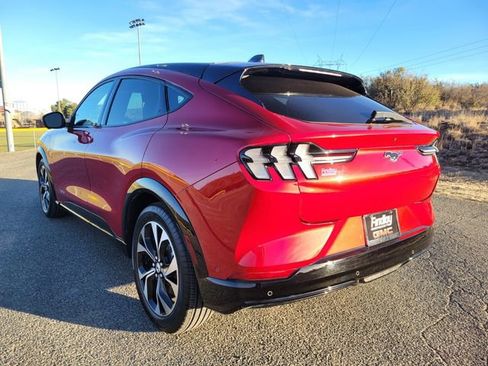 Used 2021 Ford Mustang Mach-E Premium image 7