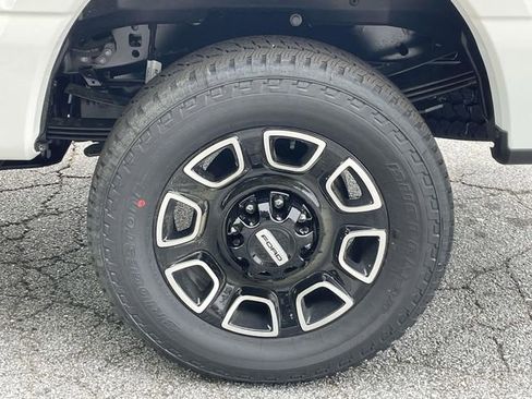 New 2026 Ford F250 Platinum AWD/4WD image 8