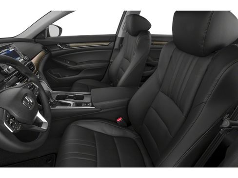 Used 2018 Honda Accord Touring image 6