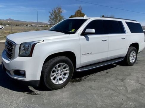 Used 2018 GMC Yukon XL SLT w/ Open Road Package image 4