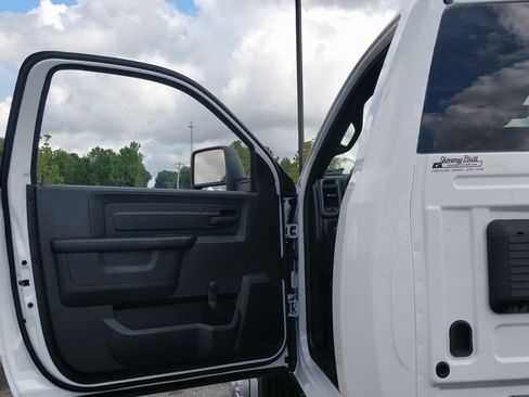 New 2025 RAM 4500 Tradesman w/ Chrome Appearance Group image 35