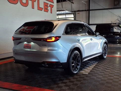 Used 2025 MAZDA CX-90 3.3 Turbo w/ Premium Sport Pkg image 8