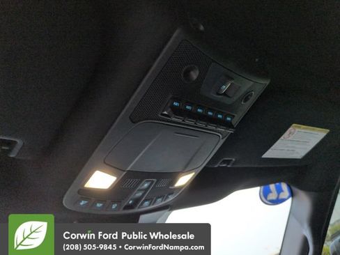 Used 2022 Ford F350 Lariat w/ Tremor Off-Road Package AWD/4WD image 21