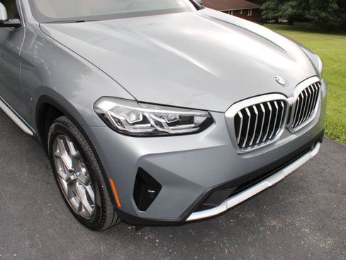 Used 2023 BMW X3 xDrive30i w/ Premium Package AWD/4WD image 4