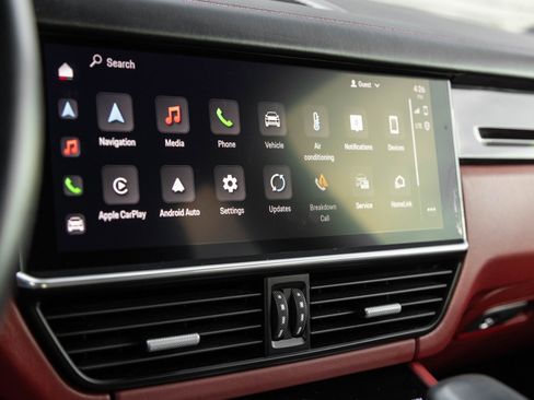 Certified 2023 Porsche Cayenne image 24