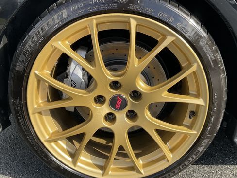 Used 2018 Subaru WRX STI Type RA AWD/4WD image 8