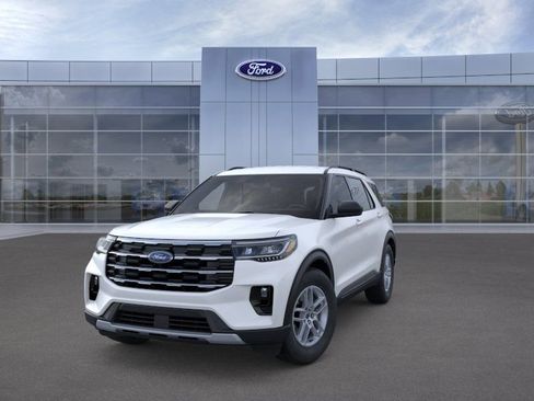 New 2026 Ford Explorer Active w/ Active Comfort Package RWD image 2