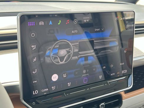New 2025 Volkswagen ID. Buzz 1st Edition AWD/4WD image 16