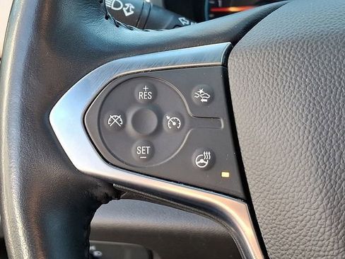 Used 2022 Chevrolet Traverse LT w/ LT Premium Package image 35