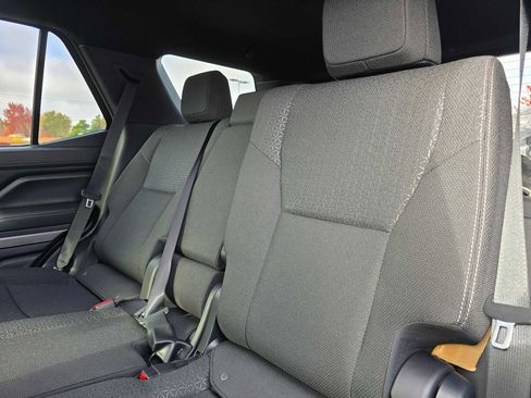 Certified 2025 Toyota 4Runner SR5 image 19