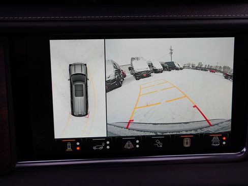 Certified 2024 GMC Yukon Denali Ultimate image 41