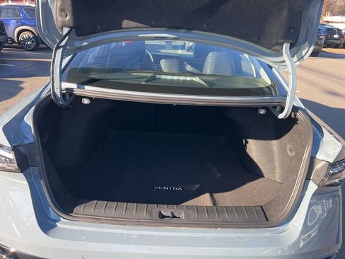New 2026 Nissan Sentra SR w/ SR Premium Package FWD image 37