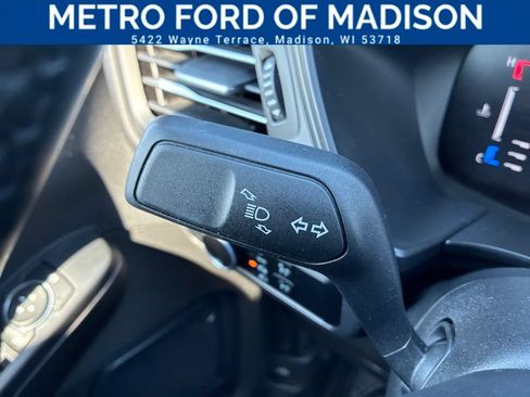 Used 2024 Ford Escape Active AWD/4WD image 29