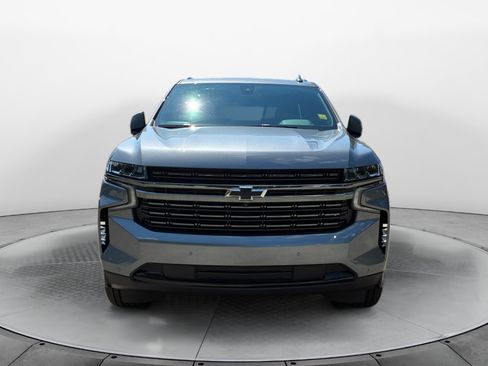 Used 2022 Chevrolet Tahoe RST w/ Luxury Package AWD/4WD image 2