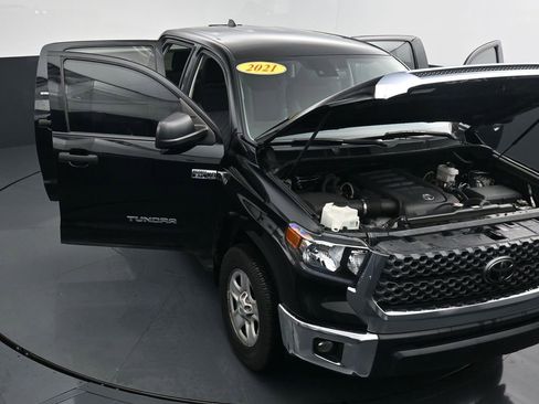 Used 2021 Toyota Tundra SR5 AWD/4WD image 39