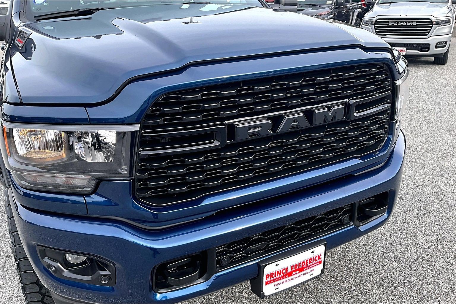 Used 2024 RAM 2500 Big Horn w/ Night Edition AWD/4WD image 25