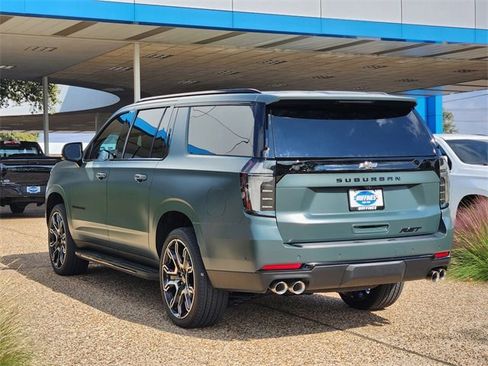New 2026 Chevrolet Suburban RST w/ RST Capability Package image 5