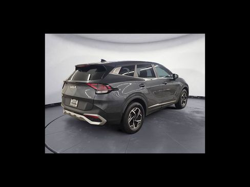 Used 2024 Kia Sportage LX AWD/4WD image 6