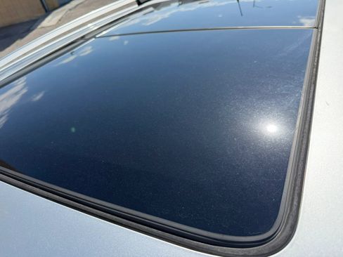 Used 2011 Cadillac SRX Luxury FWD image 10