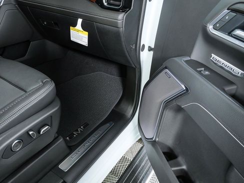 New 2026 GMC Sierra 1500 Denali AWD/4WD image 26