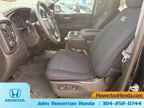 Used 2023 Chevrolet Silverado 1500 Custom Trail Boss AWD/4WD image 14