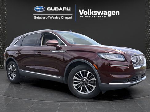 Used 2022 Lincoln Nautilus FWD w/ Premium Package image 1