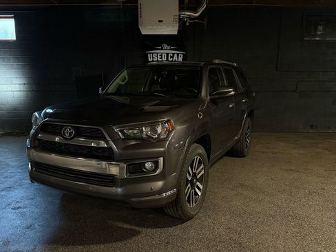 Used 2019 Toyota 4Runner Limited AWD/4WD image 1