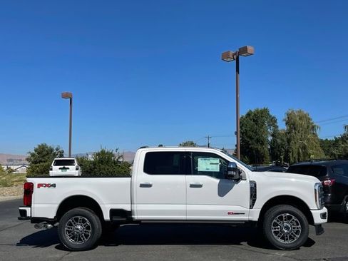 New 2025 Ford F250 Platinum w/ Platinum Plus Package image 2