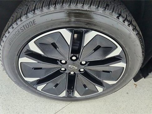 Used 2025 Chevrolet Blazer EV RS image 57