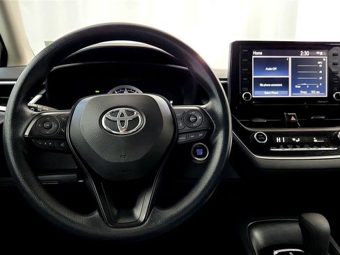 Certified 2022 Toyota Corolla LE w/ LE Convenience Package image 27